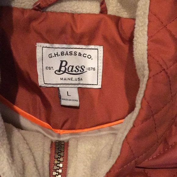 G.H. BASS Burned Orange Diamond Quilted Full Zip Vest w Hand Pockets Sz Large